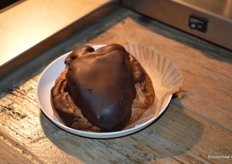 Uiteraard mocht in Den Bosch een biologische Bossche Bol niet ontbreken.